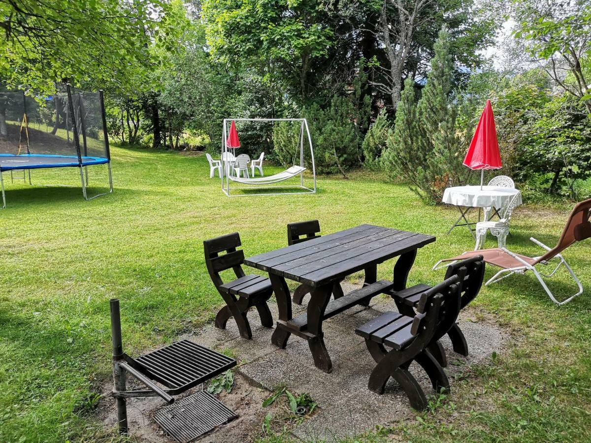 Apartment C3 Albmatte-fewo Sauna, Hallenbad Aussenbecken Massagen Nebenan